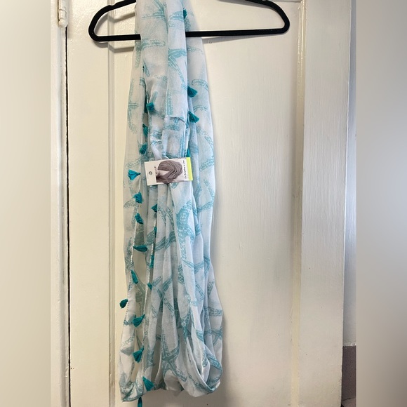 Starfish Infinity Scarf - Picture 3 of 5